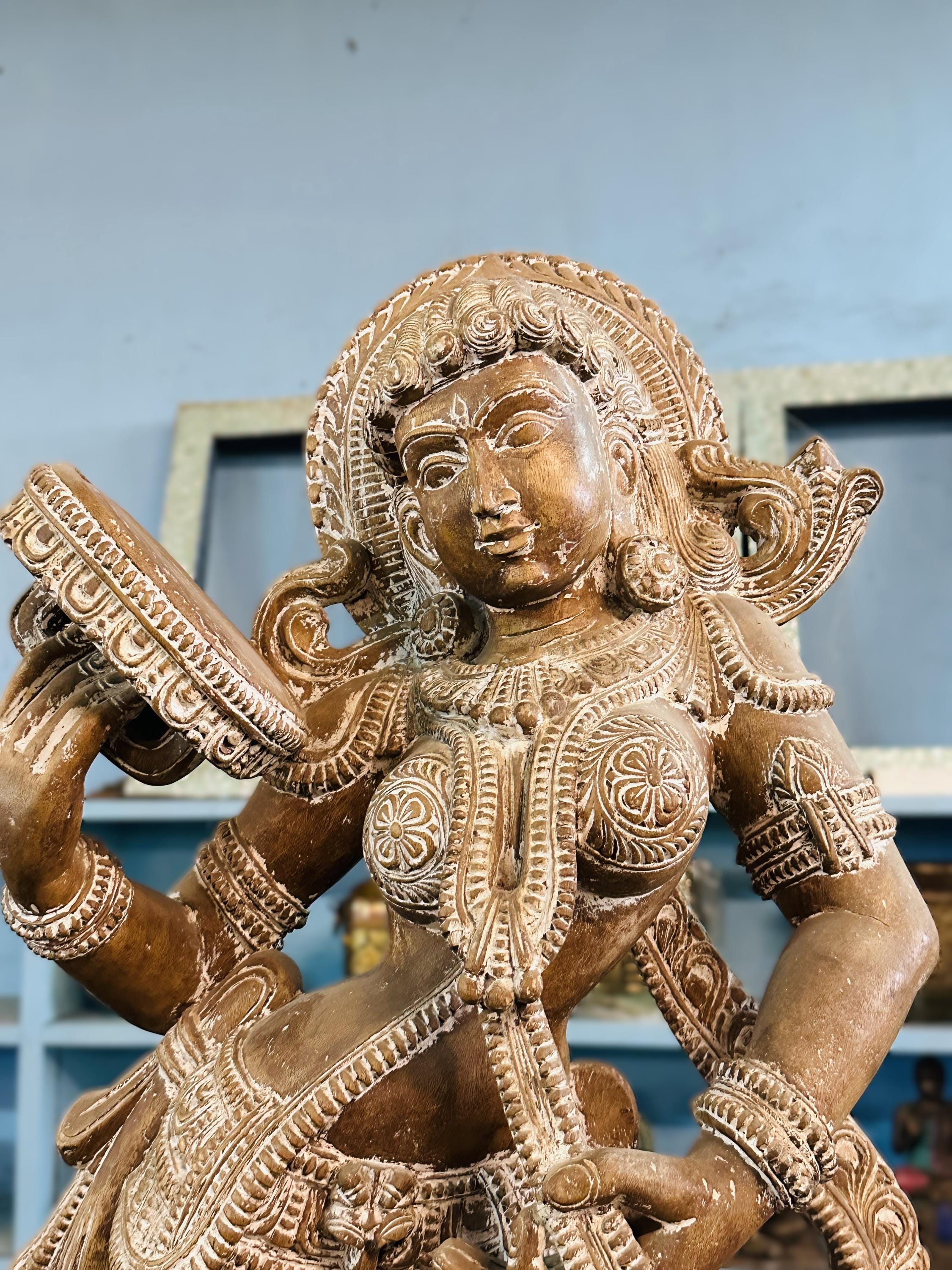 インドの老婦人の置物、黒檀の置物、アートギフト、室内装飾、手彫りの