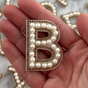 Écusson auto-adhésif en forme de lettre avec strass et perles, écusson à coller avec lettre, écusson initial à repasser, insigne à lettres, bricolage