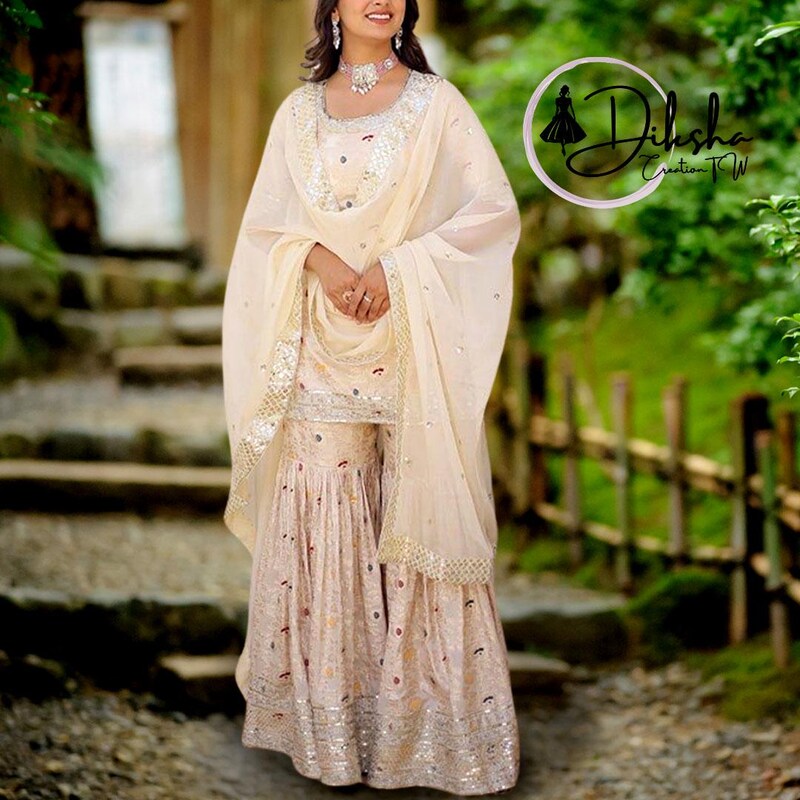 loose fitting flapper dress