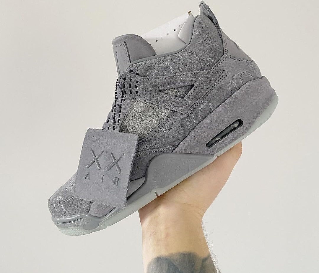 jd4 kaws
