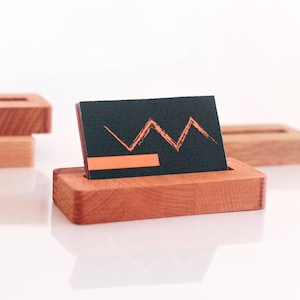 Visitenkartenhalter / -ständer aus Holz