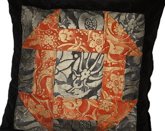 Fortuny Churn Dash Gestepptes Kissen: Melagrana & Persepolis Fabrics