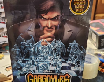 1990s classic Gargoyles Xanatos figure beat up box new