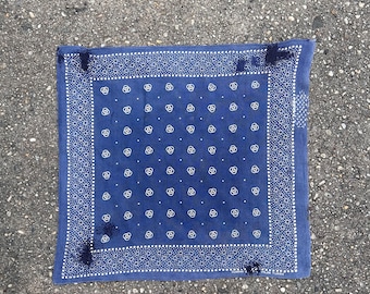 E.T. ハンカチ　ヴィンテージ Vintage Embroidered Handkerchief 004・ヴィンテージ 刺繍