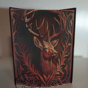 3D Deer Buck photo edge pattern (book art)