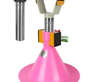 Professional Hoof Stand: German-Engineered Farrier Tool with Magnetic Holders