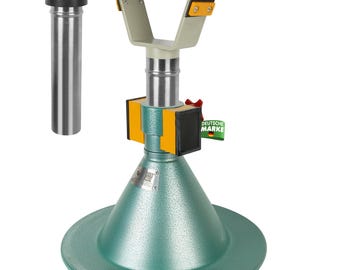 German-Engineered Adjustable Hoof Stand: Ergonomic Farrier Tool