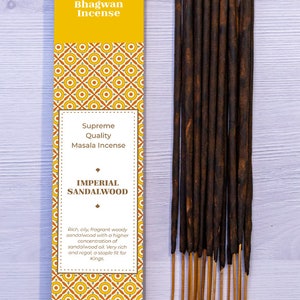Imperial Sandalwood Weihrauchstäbchen - Bhagwan Weihrauch Natürliches indisches holziges Agarbatti-Luxus-Premium-Räucherstäbchen für Yoga Meditation SPA 15g