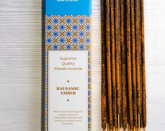 Premium balsamico wierookstokjes - natuurlijke houtachtige bloemen agarbatti van Bhagwan wierook voor yoga, meditatie, ontspanning, aromatherapie 15 g