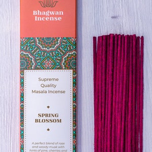 Spring Blossom wierookstokjes - natuurlijke agarbatti roos, muskus en hout | Premium wierook voor yoga, meditatie, spa, aromatherapie, ontspanning 15 g