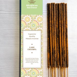 Incenso Natural de Luxo Lady Champa - Nota Premium de Melão e Mel, Adocicado na Medida Certa. Nag Champa Artesanal Enrolado à Mão para Yoga, Meditação e SPA. 15g