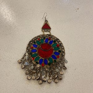 Afghan Vintage Multicolor Glass Stones teeka, Massive teeka With Dangling Bells Afghan Jhumkas - Etsy main image 3
