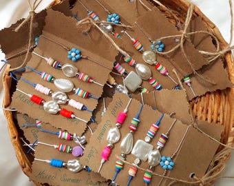 Braccialetto con perline, colori estivi misti, gioielli impilabili in stile boho chic, braccialetto con perline in fimo,
