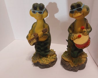 Set of Frog Musicians.          #172
