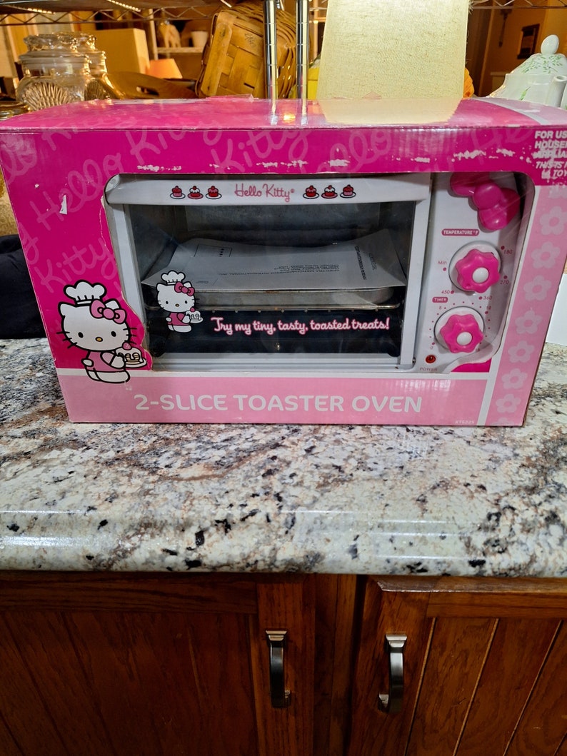 Hello Kitty Toaster Oven image 1