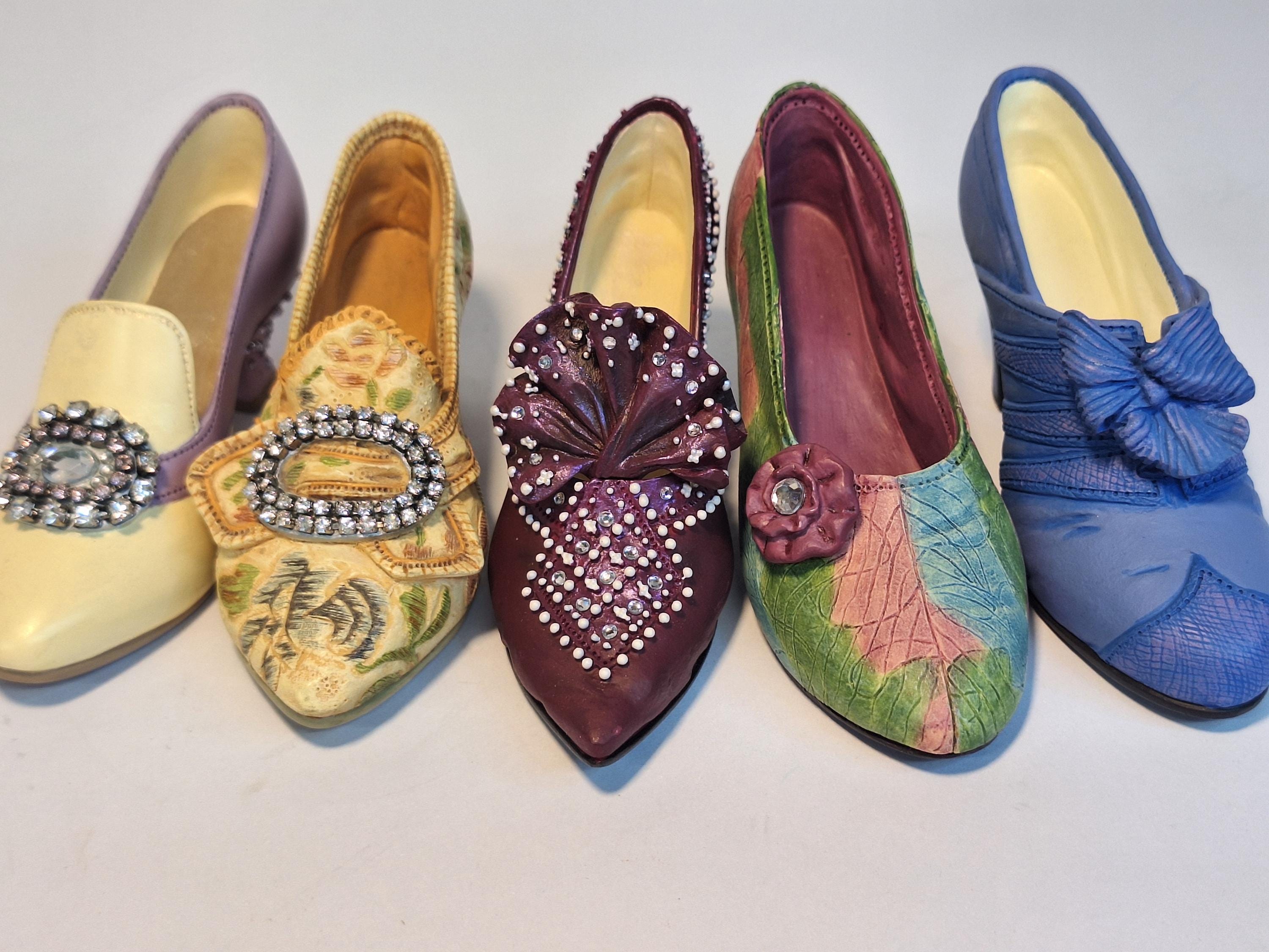 Just the Right Shoe - Etsy