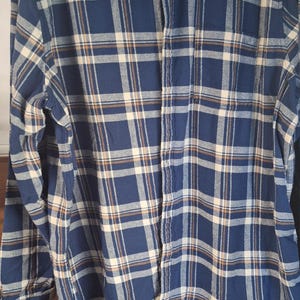 Gap Mens Flannel Shirt Size 2xx. Button Front. Excellent Condition.