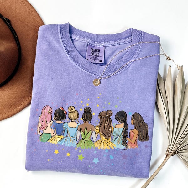 Camiseta de princesas Comfort Colors®, camiseta de Magic Kingdom, camiseta para viaje de chicas, camiseta de princesas con brillo acuarela, camiseta para vacaciones familiares