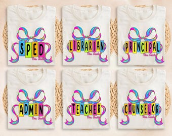 Camiseta Coquette Bow para el personal escolar, camiseta personalizada para profesores, suéter de regreso a clases, camiseta para director de escuela, camiseta para profesor de escuela, camiseta para bibliotecario