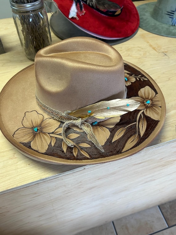Artisan Hand-burned Wide Brim Fedora Hat With Wildflower  display picture 1