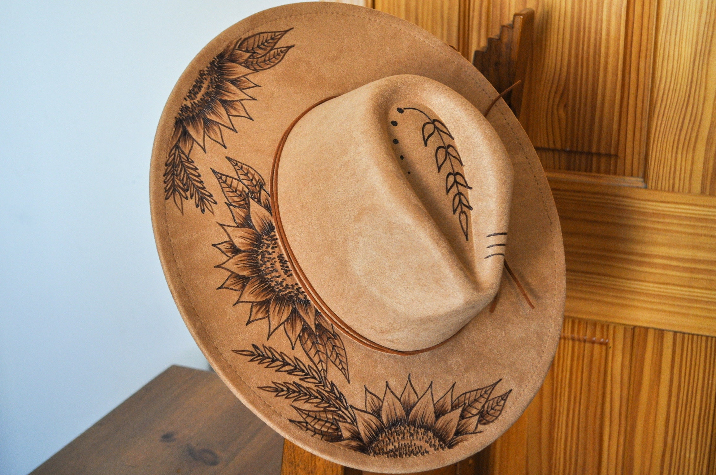 Hand-burned Sunflower Suede Fedora – Custom Western Hat With  display picture 2