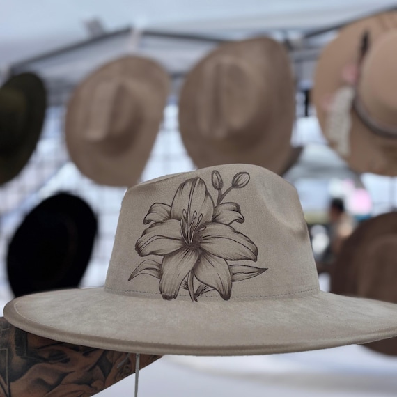 Hand Burned Fedora Hat With Lily Flower Design – Freehand  display picture 3