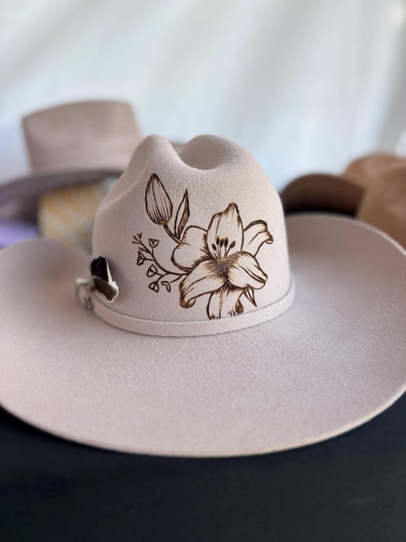 Hand-burned Wool Cowboy Hat With Lily Flower Design  display picture 2