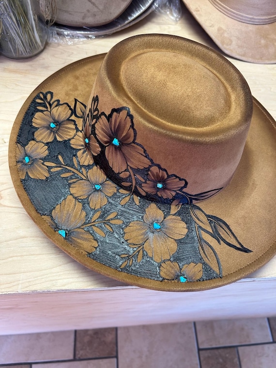Adjustable Hand-burned Suede Hat With Floral Artwork  display picture 3