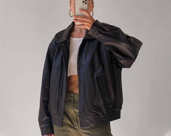 90's Womens Vintage Oversized Straight Jacket, ladies leather jacket, ladies biker jacket, ladies oversized leather jacket, ladies leather