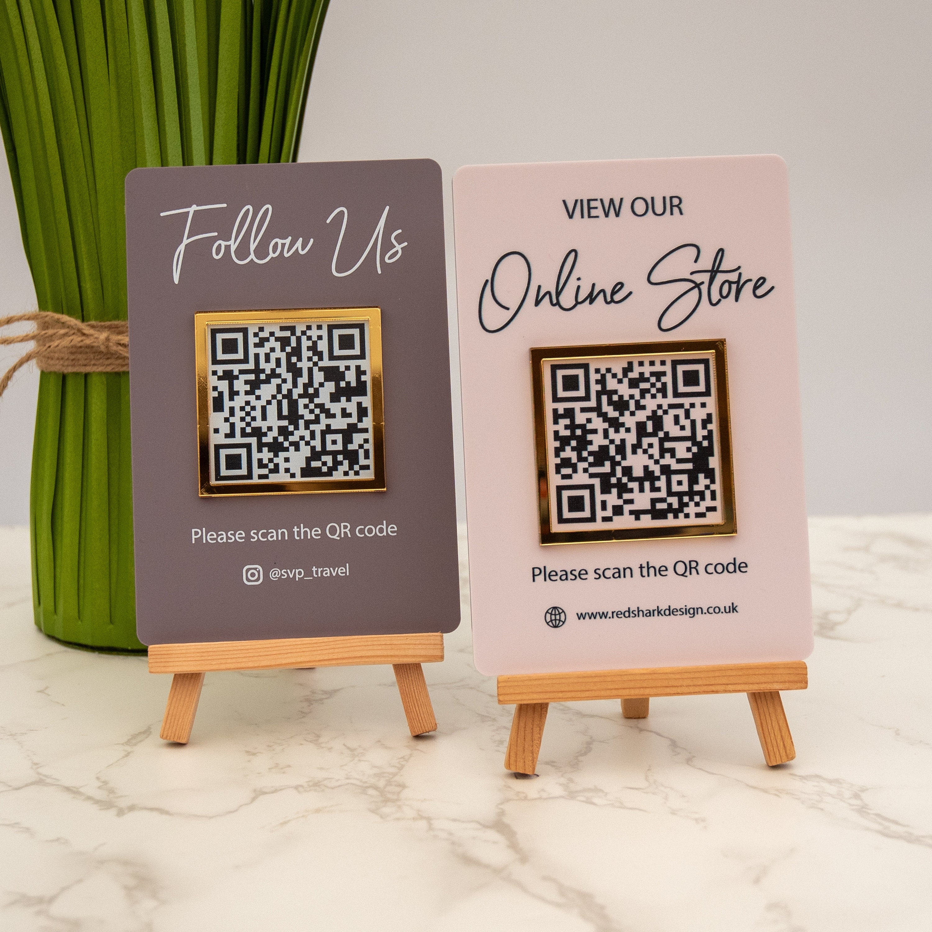 Mini QR Code Social Media Display Sign Facebook, Instagram