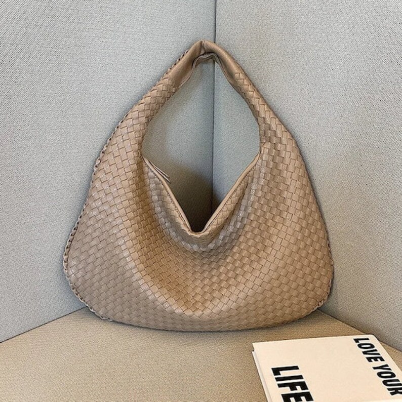 Hobo Bag Luxus Knoten gewebte Umhängetasche Große Ledertasche für Sie Vegan Leder Premium Tasche große geflochtene Leder Geldbörse Schultertasche Bild 4