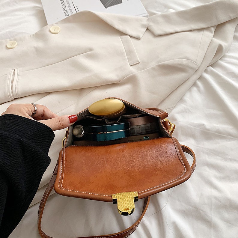 Mini leren tas, leren schoudertas, Crossbody tas, effen kleur tas, telefoontas, PU lederen tas, vintage vierkante tas, minimalistische tas. afbeelding 8