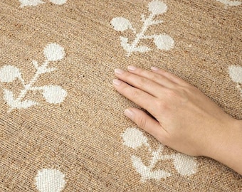Handwoven Jute Wool Area Rug, Floral Dhurrie Kilim, Boho Indian living room decor rug.