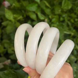 HAN  white  jade bangle REAL JADE !!!