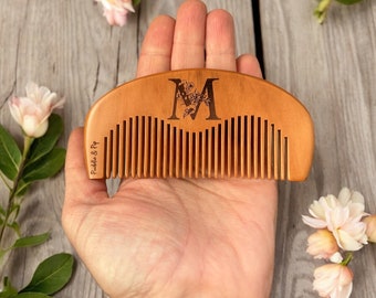 Personalized Peach Wood Birthing Comb: Floral Initial Acupressure Labor Aid
