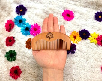 Rainbow Birthing comb, Acupressure and labour comb, Eco anti anxiety aid, natural pain relief and hypnobirthing tool for doulas and midwives