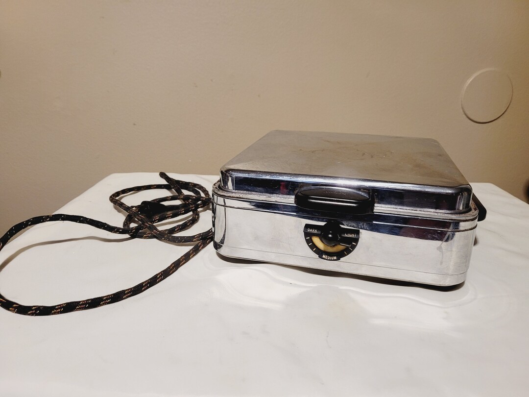 Sunbeam Waffle Iron Maker Model W2 1950s Mid Century Chrome Etsy