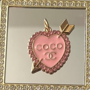 Last One Rare-ELEGANT- Chanel zipper pull pink charm heart/pendant.