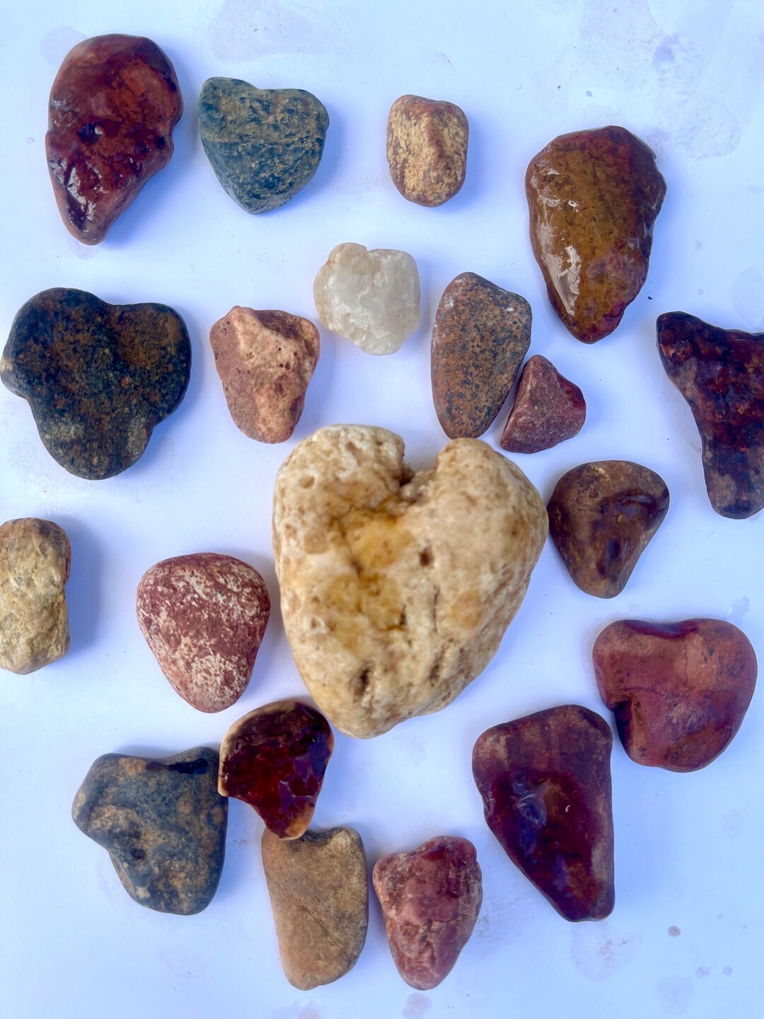 20 Natural Heart Shaped River Rocks Natural Crystals - Etsy