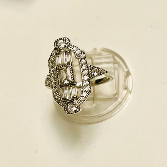 Vintage Sterling Silver Statement Ring: Gothic Pr… - image 5