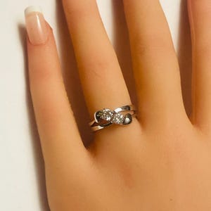 Juego de anillos para niña: anillos a juego para parejas de lesbianas para un compromiso romántico