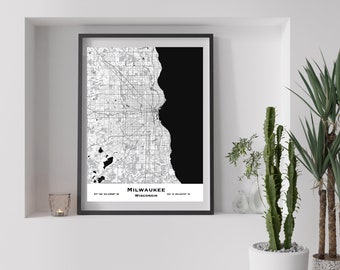 Carte personnalisée de Milwaukee. La carte numérique de Milwaukee est prête à être téléchargée, imprimée, encadrée et accrochée à votre mur. Décorez le mur de votre maison