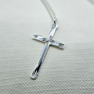 Sterling Silver Diamond Cut Flat Cross Chain Necklace