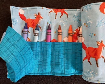 Estuche enrollable de tela con diseño de zorro - 18 crayones, organizador de crayones para arte y viajes