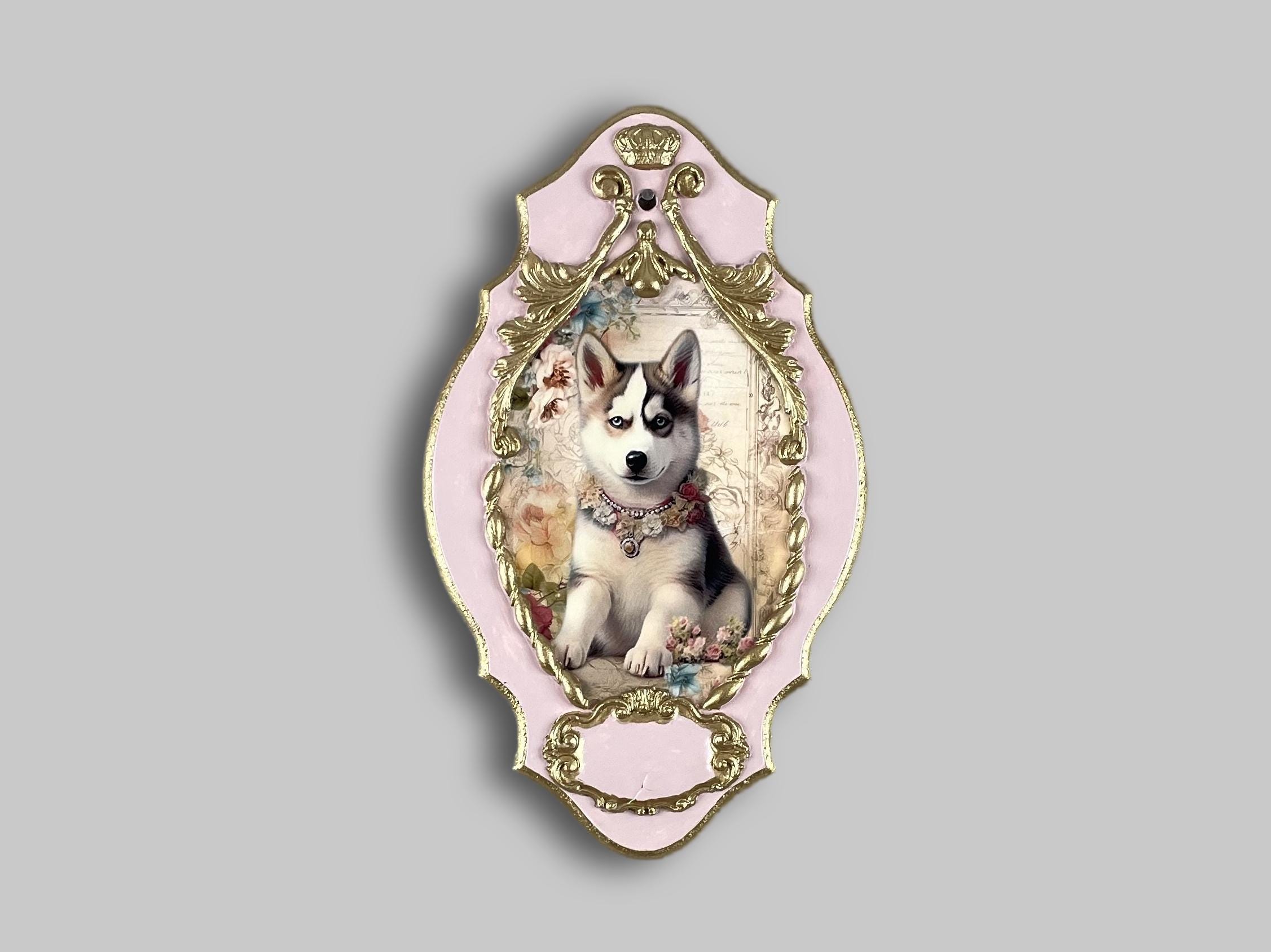 Plaque en bois charme husky royal 13,5 x 8, décoration murale chien rose vintage, décoration shabby chic, tenture murale animal victorien, cadeau pour amoureux des chiens