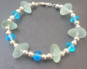 Seaham seafoam beaded bracelet.