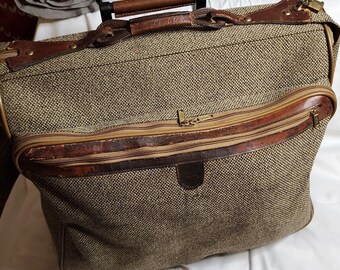 VINTAGE Hartman Tweed Leather Trim Garment Bag ROLLING Wheels Luggage SUITCASE