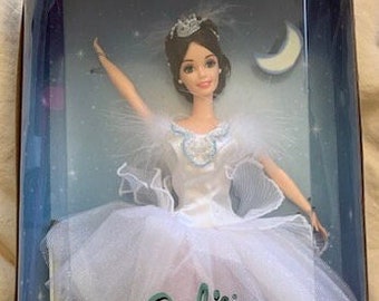 1997 Swan Lake Classic Ballet Series - Barbie as the Swan Queen