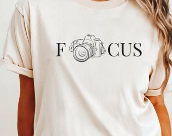 Photographer Comfort Colors T-Shirt: Focus Camera Shirt