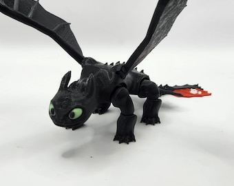 トゥースレス、ヒックとドラゴンの関節モデル。高品質のフィギュア